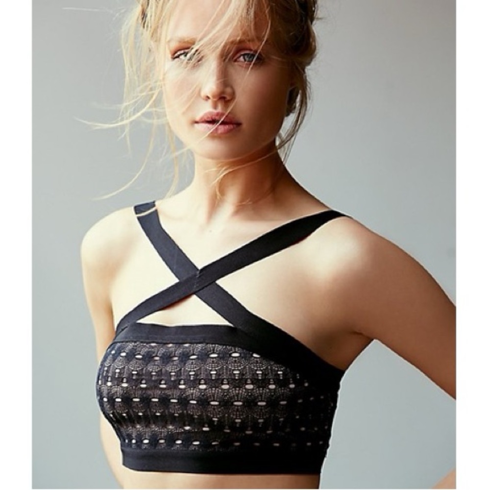 FP Movement Black Cross-Strap Bra Size Small